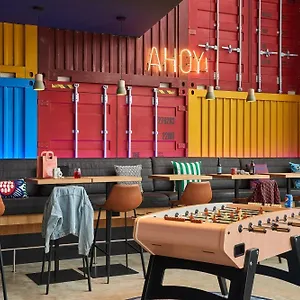 Moxy 4*, Southampton United Kingdom